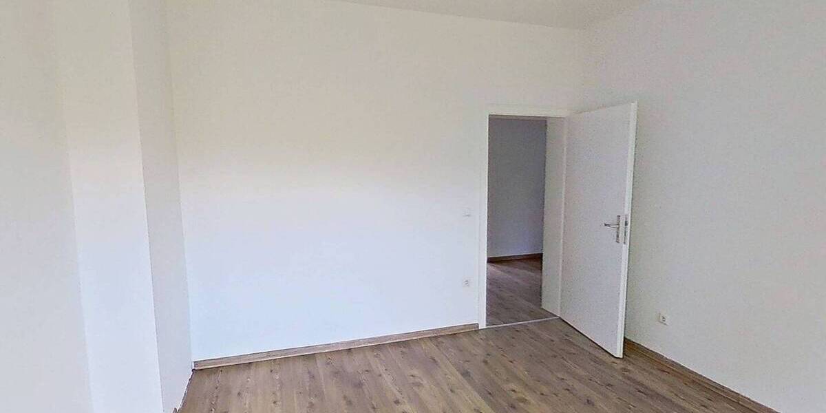 Etagenwohnung Duisburg Mittelmeiderich - 3 Zimmer, 74 m&sup2;, 529&euro; | Angebot:26929263