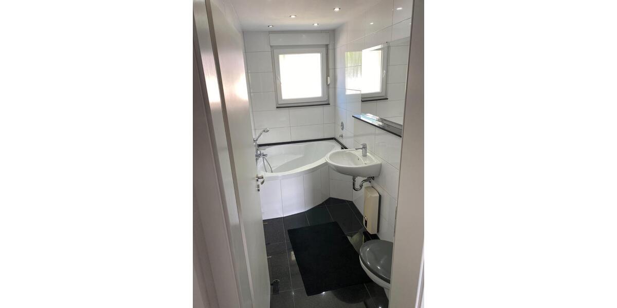 Etagenwohnung Essen Stadtbezirk IV - 2.5 Zimmer, 60 m&sup2;, 610&euro; | Angebot:26676689