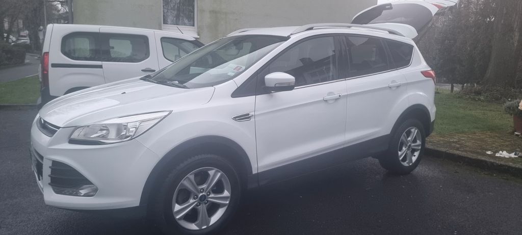 Ford Kuga 146.990 km 7.990 &euro; Erkrath 40699