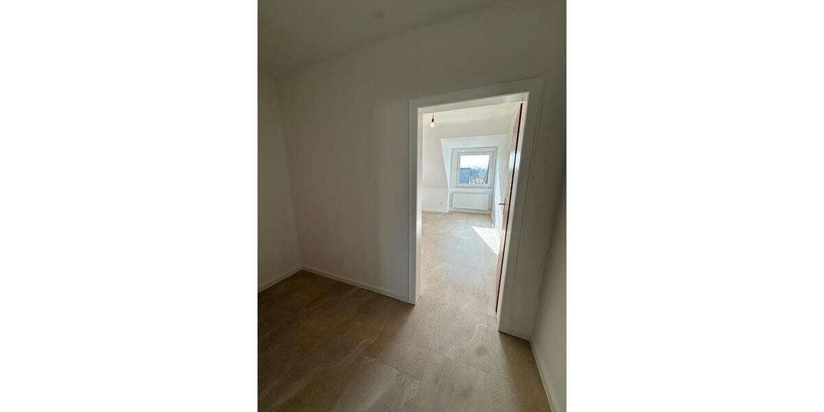 Dachgeschoßwohnung Recklinghausen König Ludwig - 3 Zimmer, 72 m&sup2;, 99.000&euro; | Angebot:25841468