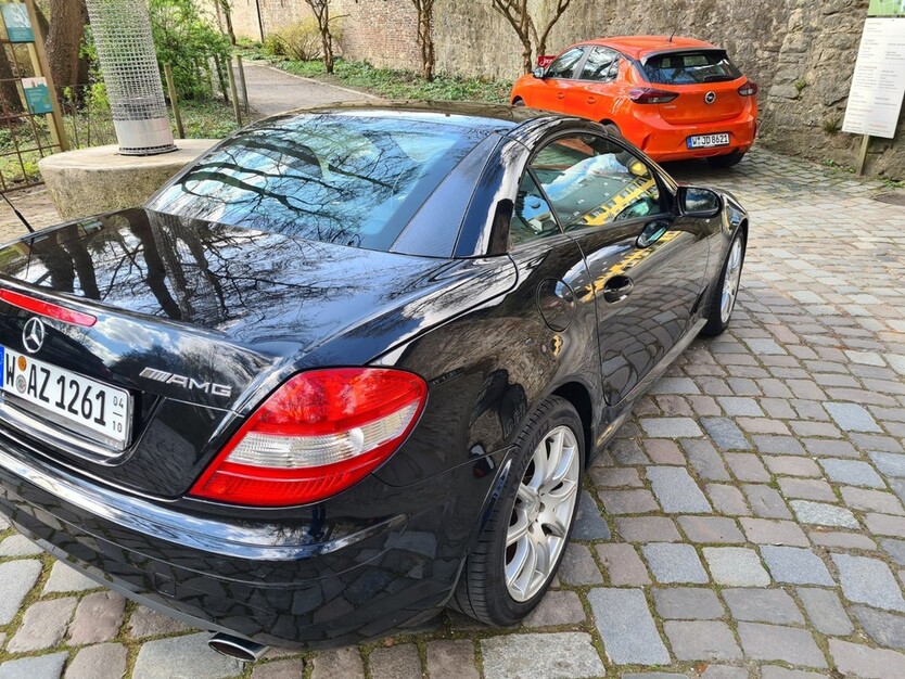 Mercedes-Benz SLK 350 185.000 km 10.499 € Wuppertal 42275