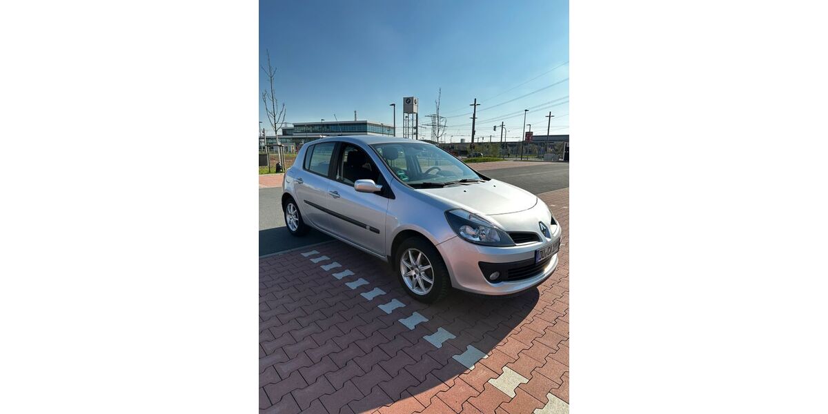 Renault Clio 40.880 km 3.350 &euro; Ratingen 40880