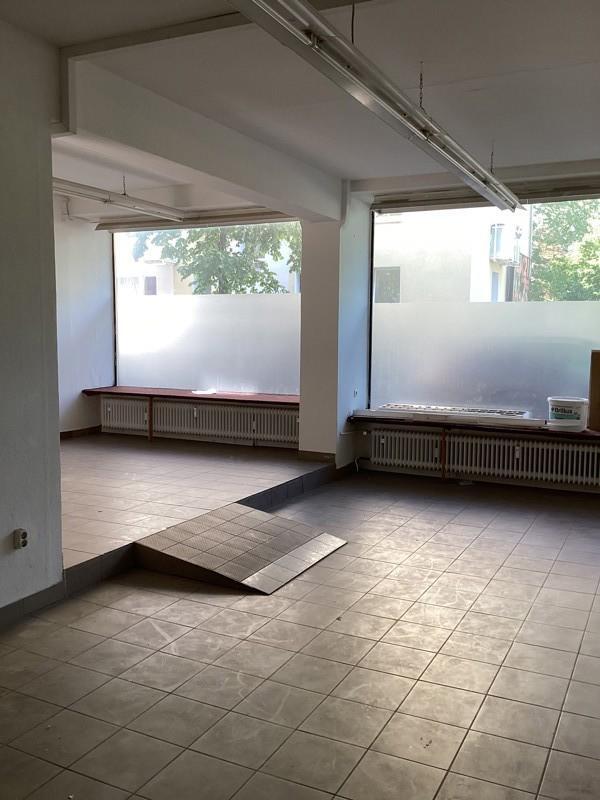Viel Platz zum Verwirklichen: helles Ladenlokal in der Innenstadt (keine Gastronomie) zimmer