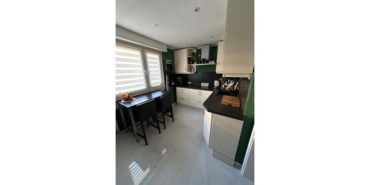 4,5-Zimmer-Wohnung mit Garage & Balkon in Alt-Wetter 4.5 zimmer