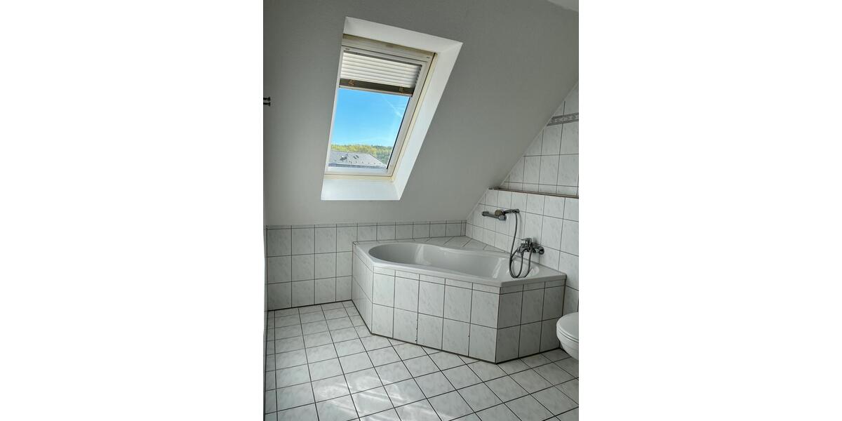 Maisonettenwohnung Duisburg Walsum - 5 Zimmer, 105 m&sup2;, 1.370&euro; | Angebot:26409251