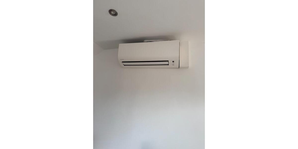 2,5 Zimmer DG-Wohnung – ideal für Studenten, Singles, junge Paare 2.5 zimmer