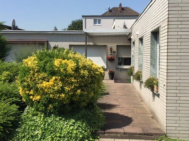 Bungalow Moers Moers-Mitte - 2 Zimmer, 78 m&sup2;, 620&euro; | Angebot:25815921