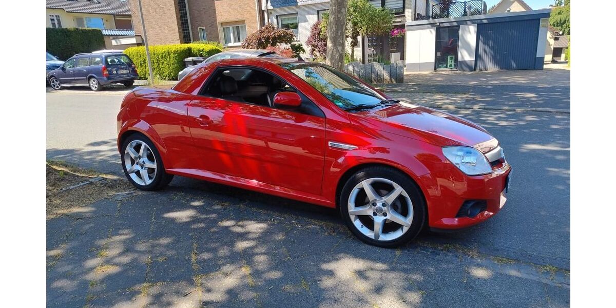 Opel Tigra 87.047 km 4.850 &euro; Bochum 44892