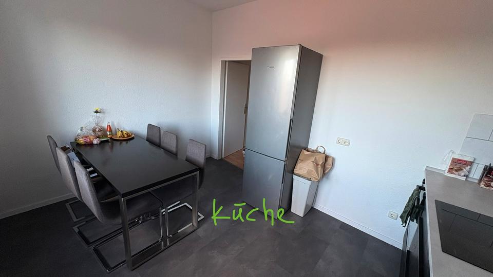 Etagenwohnung Essen Stadtbezirk VII - 4 Zimmer, 131 m&sup2;, 300&euro; | Angebot:25299084