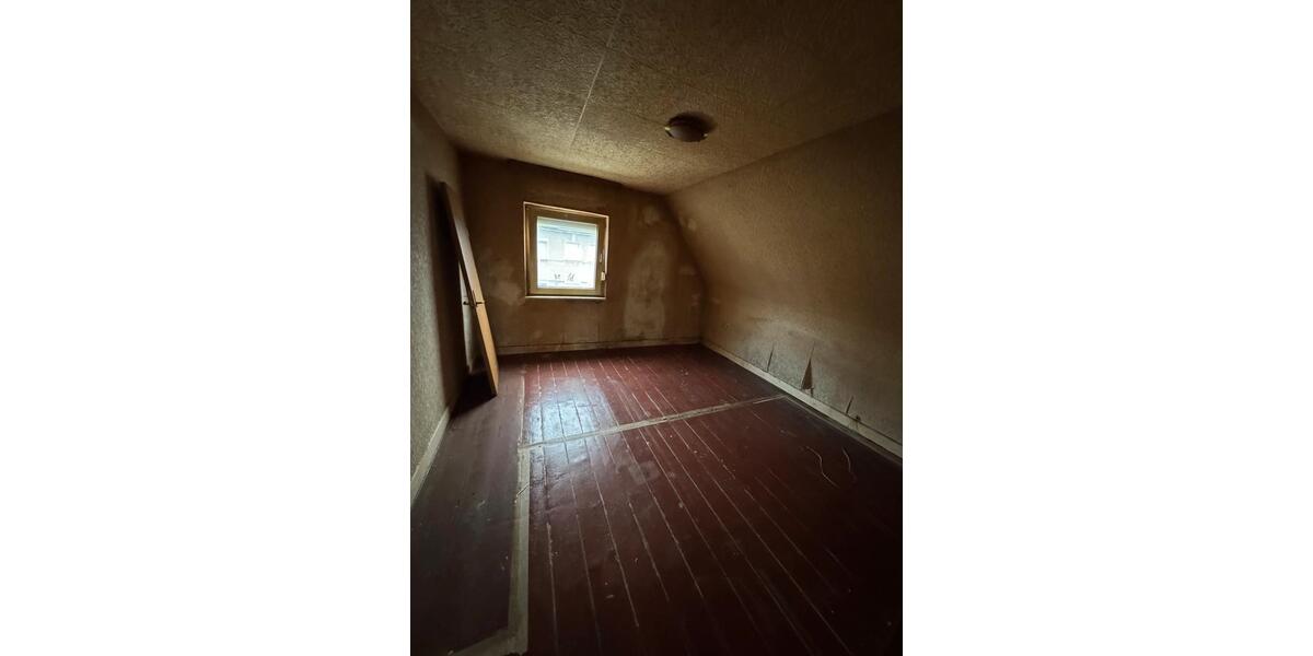 Handwerker aufgepasst - Doppelhaushäfte in Resse zu verkaufen 3.5 zimmer