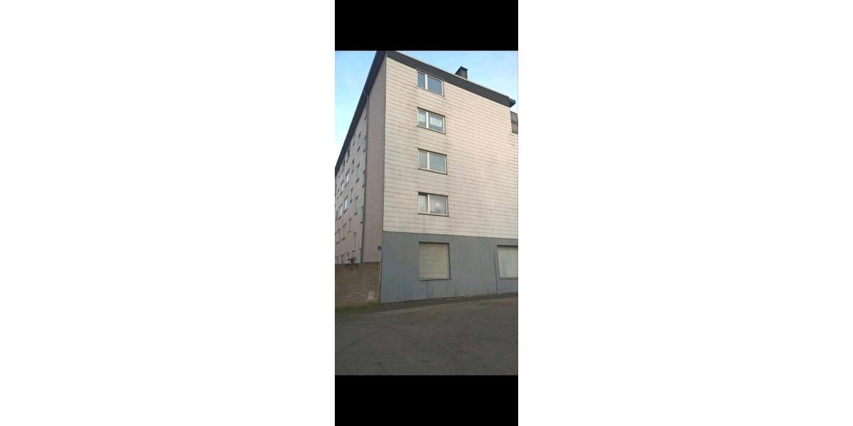 Etagenwohnung Duisburg Mittelmeiderich - 5 Zimmer, 107 m&sup2;, 240.000&euro; | Angebot:25832403