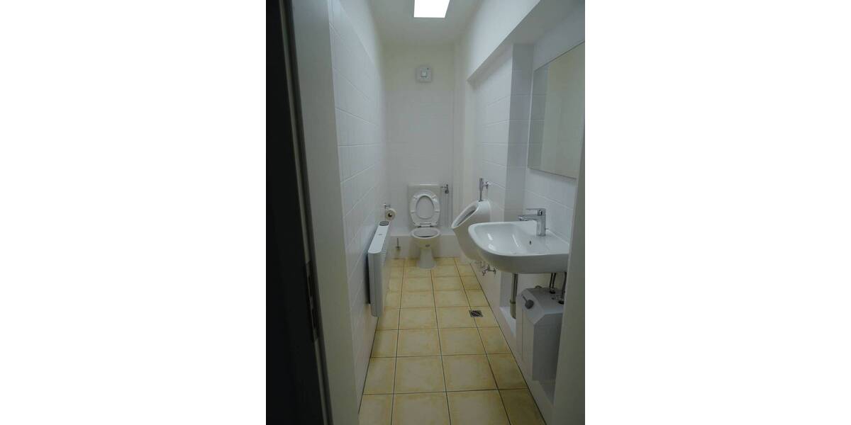 Gewerbeobjekt Essen Kray - 2.200&euro; | Angebot:26417184