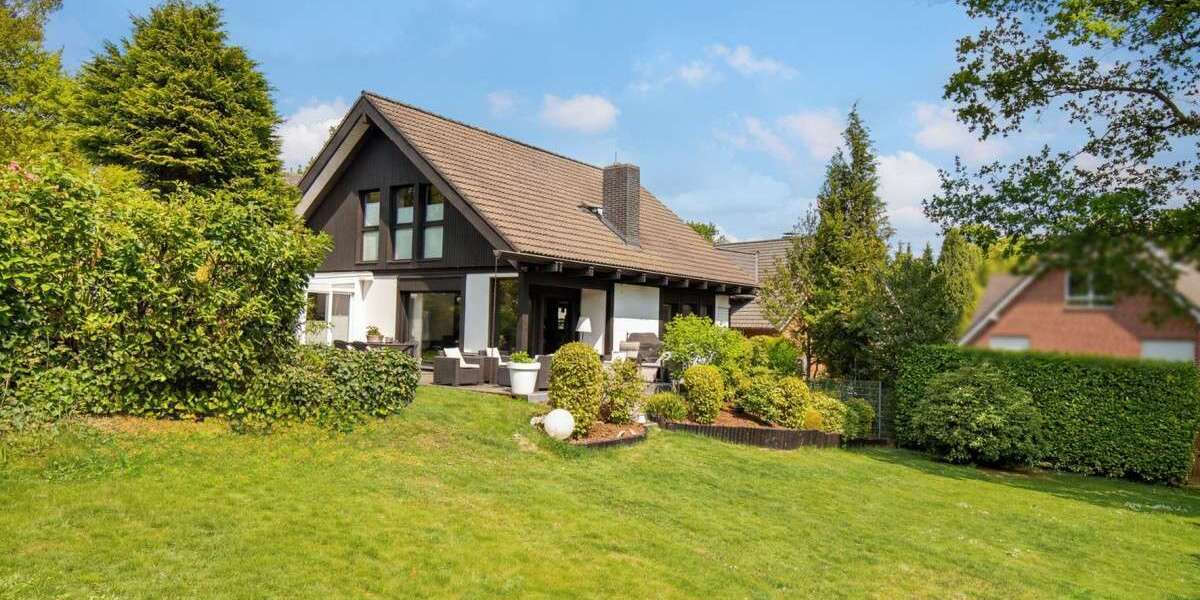 Einfamilienhaus Essen Stadtbezirk IX - 5 Zimmer, 220 m&sup2;, 975.000&euro; | Angebot:26508142