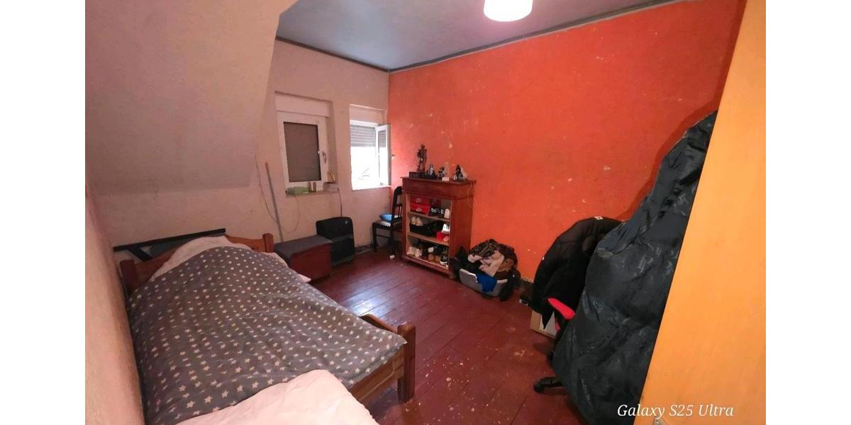 Reihenhaus Herten Bertlich - 3 Zimmer, 85 m&sup2;, 180.000&euro; | Angebot:25477899