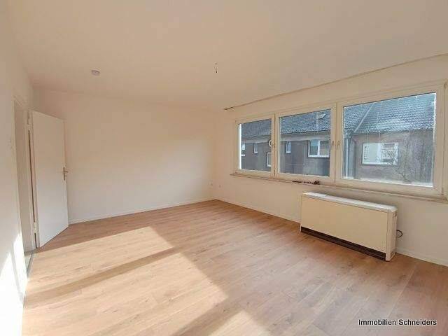 Etagenwohnung Duisburg Untermeiderich - 2 Zimmer, 61 m&sup2;, 500&euro; | Angebot:26916851