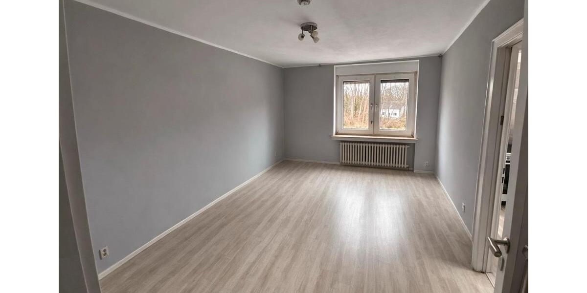 Dachgeschoßwohnung Moers Rheinkamp - 2 Zimmer, 48 m&sup2;, 570&euro; | Angebot:25791141