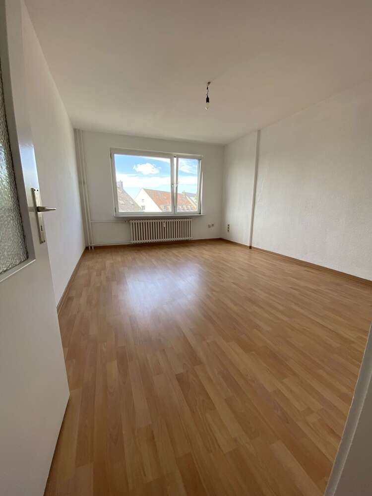 Wohnung zum Mieten in Duisburg 399 € 59 m²