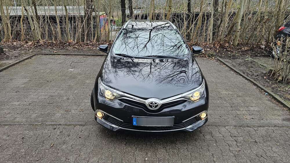 Toyota Auris 165.000 km 7.500 &euro; Essen 45279