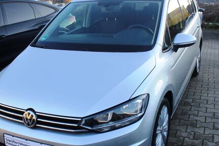 VW Touran 87.900 km 19.950 &euro; Mülheim a.d.Ruhr 45472