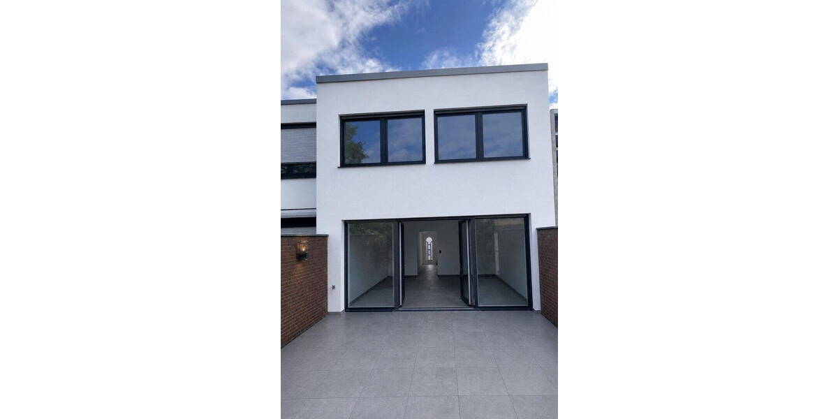 Reihenendhaus Moers Hochstraß - 4 Zimmer, 105 m&sup2;, 1.480&euro; | Angebot:26607336