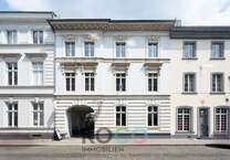 Haus zum Kaufen in Düsseldorf Carlstadt 1.800.000 € 177 m²
