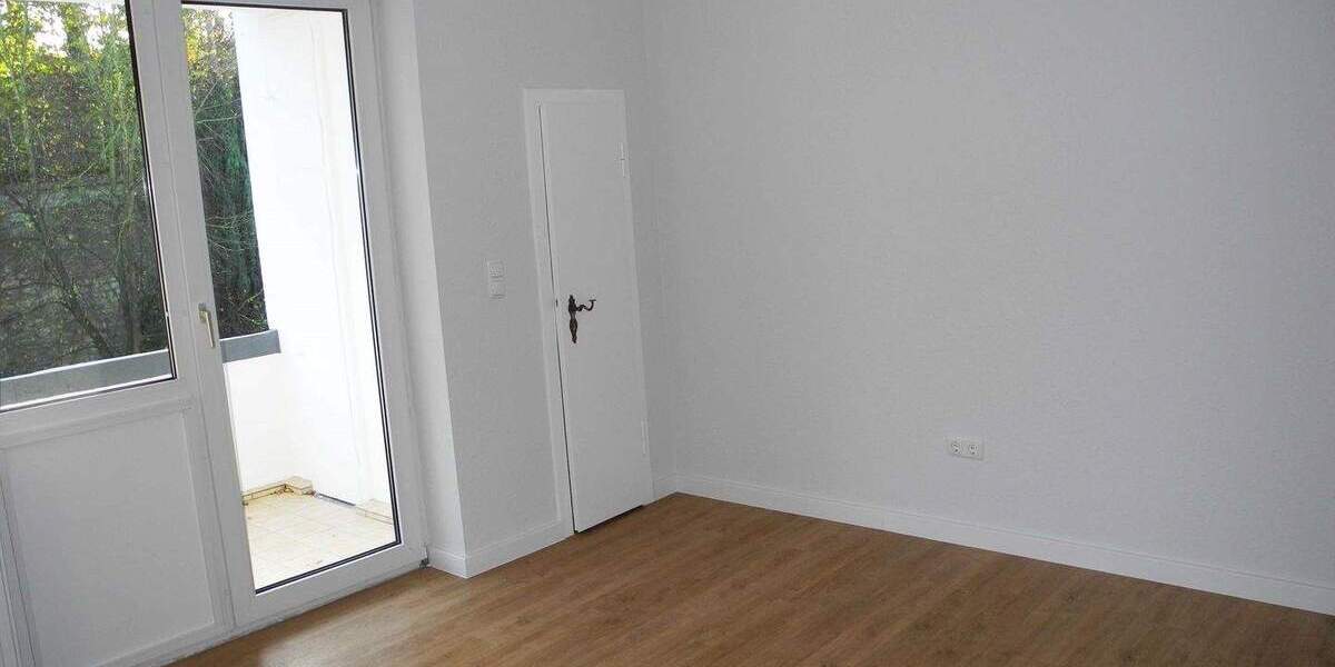 Etagenwohnung Essen Kupferdreh - 3 Zimmer, 83 m&sup2;, 730&euro; | Angebot:25679222