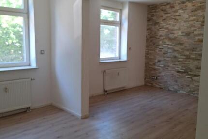 Provisionsfrei* Große 4-Zi-Wo, Gelsk Heßler, bezugsfrei, Erdgeschoß, Garage mgl. 4 zimmer