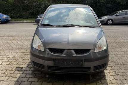 Mitsubishi Colt 129.773 km 1.250 &euro; Essen, Stadt 45276