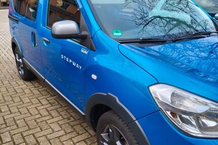 Dacia Dokker 121.000 km 7.700 &euro; Oberhausen 46049