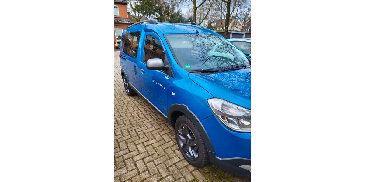 Dacia Dokker 121.000 km 7.700 &euro; Oberhausen 46049