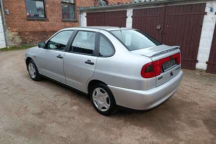 Seat Cordoba