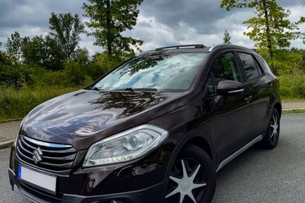 Suzuki (SX4) S-Cross 184.000 km 6.800 &euro; Herne 44623