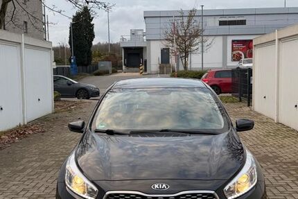 Kia ceed / Ceed 91.000 km 9.700 &euro; Gladbeck 45968