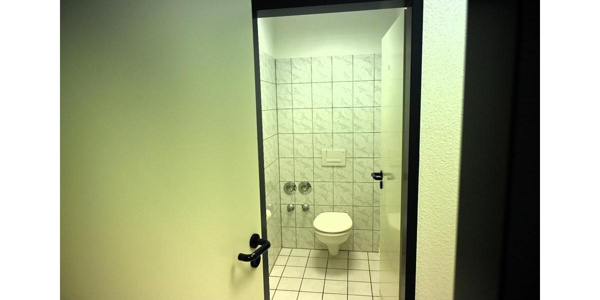 Bürofläche | 175 m² | M2 Gewerbegebiet zimmer