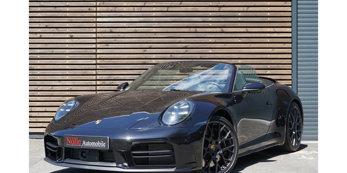 Porsche 992 Carrera S Matrix Bose Carbon HA-Lenk NP209t 5.890 km 172.400 &euro; Wuppertal 42327