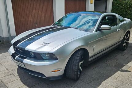 Ford Mustang 183.100 km 18.750 &euro; Duisburg 47138