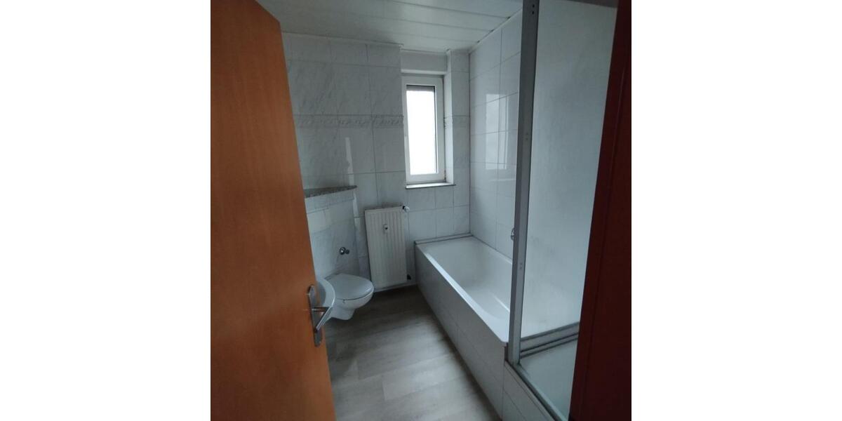 Sehr gepflegtes kleines Mehrfamilienhaus zur Kapitalanlage zimmer