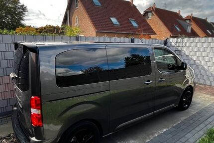 Peugeot Traveller 16.620 km 41.500 &euro; Moers 47447