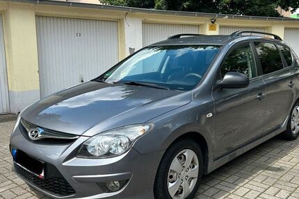 Hyundai i30 157.000 km 2.950 &euro; Gelsenkirchen 45881