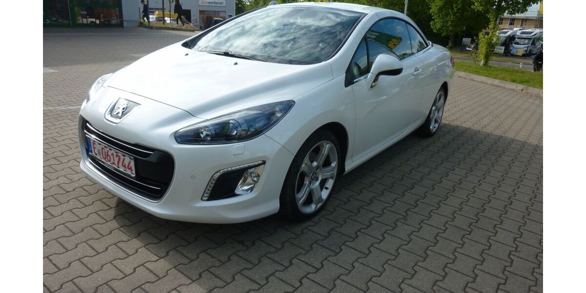 Peugeot 308 135.000 km 5.950 &euro; Essen 45144