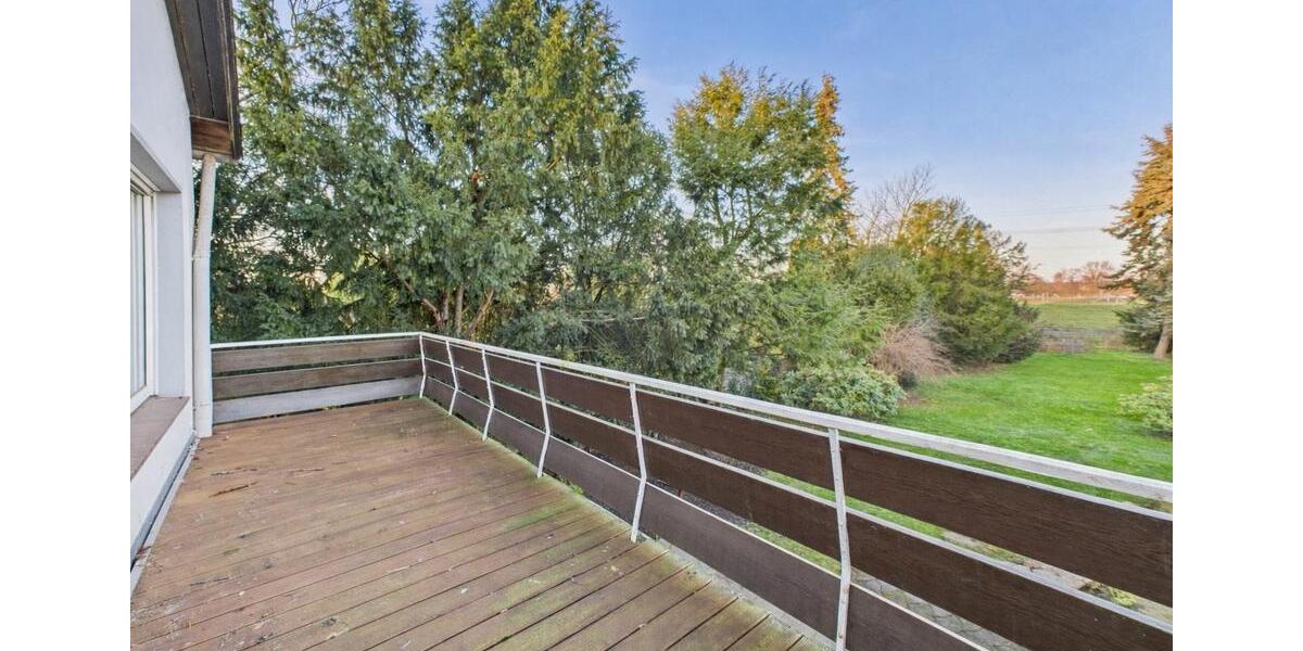 Doppelhaushälfte Dinslaken - 4 Zimmer, 160 m&sup2;, 2.150&euro; | Angebot:25539481