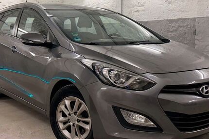 Hyundai i30 293.315 km 2.499 &euro; Wuppertal 42289