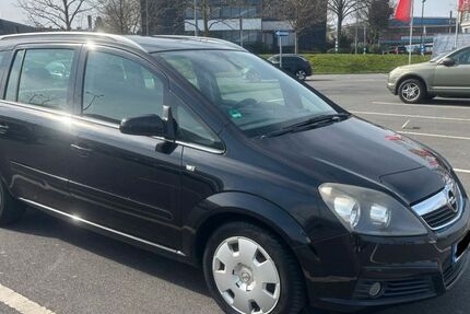 Opel Zafira 146.000 km 3.990 &euro; Essen 45144