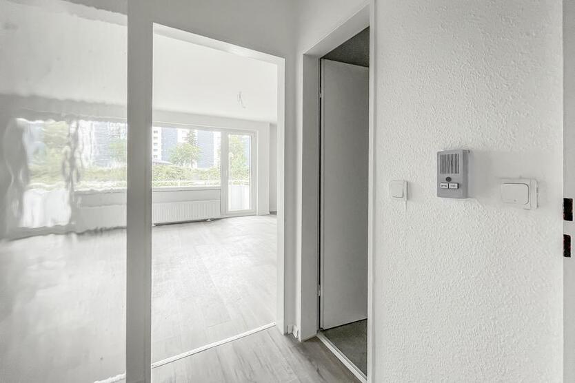 1 Zimmer – ruhige Lage – Balkon zimmer