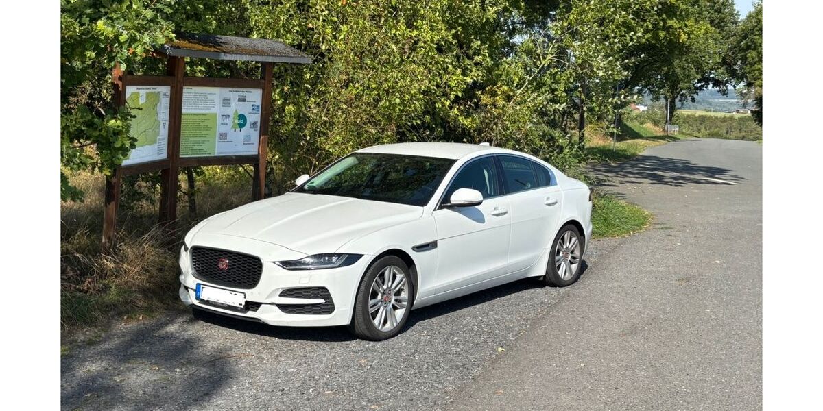 Jaguar XE 93.500 km 19.900 &euro; Essen 45279