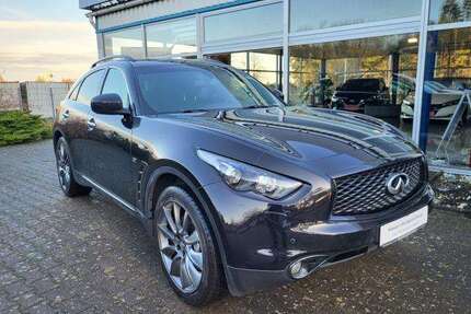 INFINITI QX70