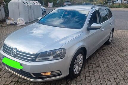 VW Passat 267.390 km 3.200 &euro; Duisburg 47198