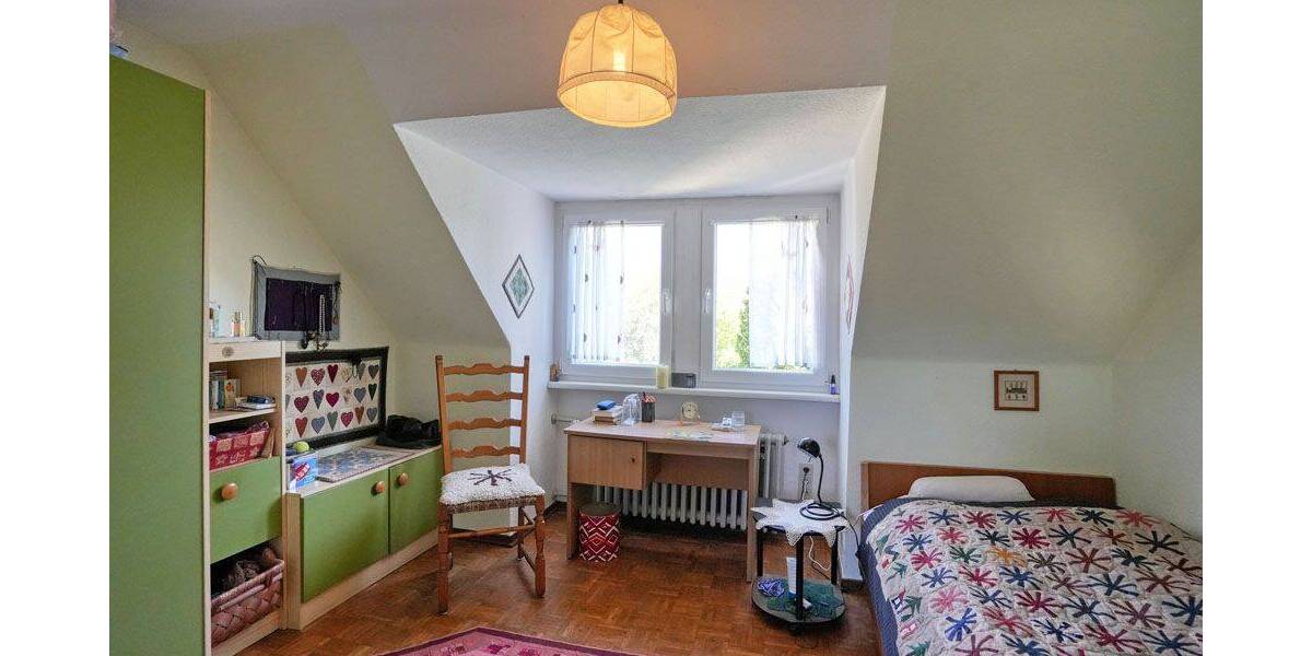 Doppelhaushälfte Bochum Wattenscheid - 6 Zimmer, 131 m&sup2;, 195.000&euro; | Angebot:25836496