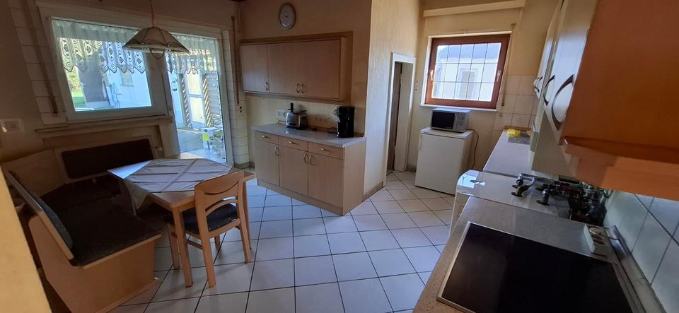 Doppelhaushälfte Voerde (Niederrhein) - 9 Zimmer, 161 m&sup2;, 295.000&euro; | Angebot:25641496