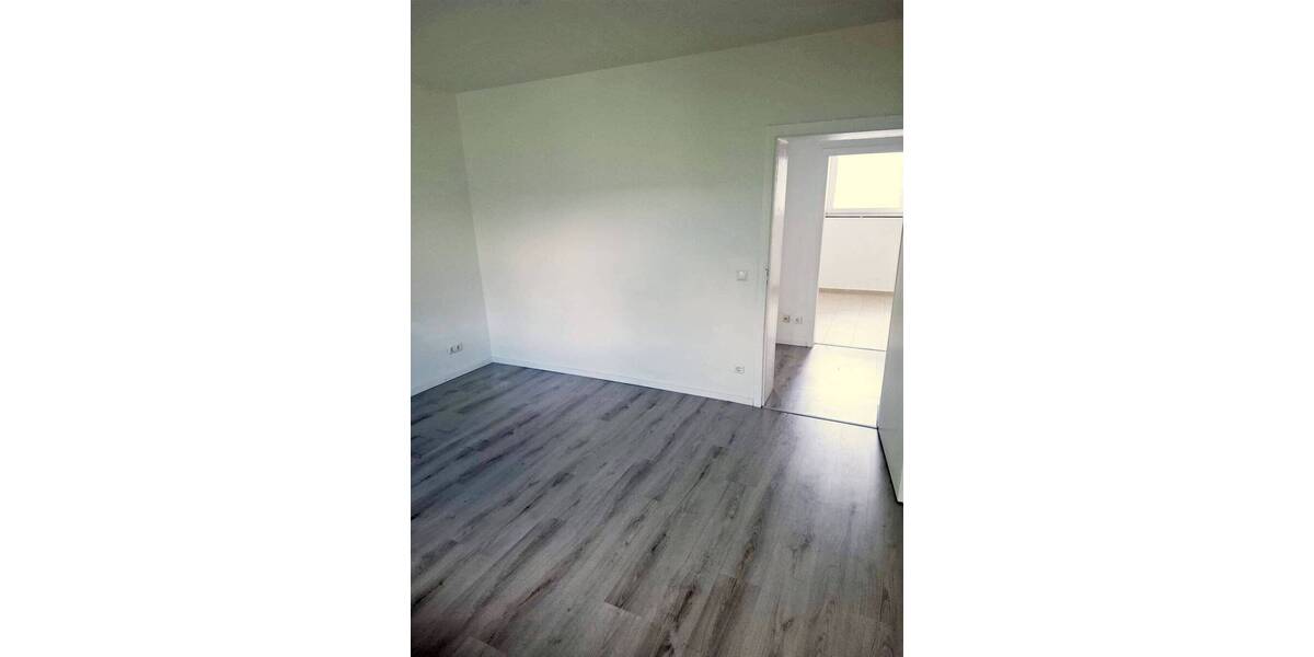 Etagenwohnung Gelsenkirchen Beckhausen - 3 Zimmer, 75 m&sup2;, 420&euro; | Angebot:26487849